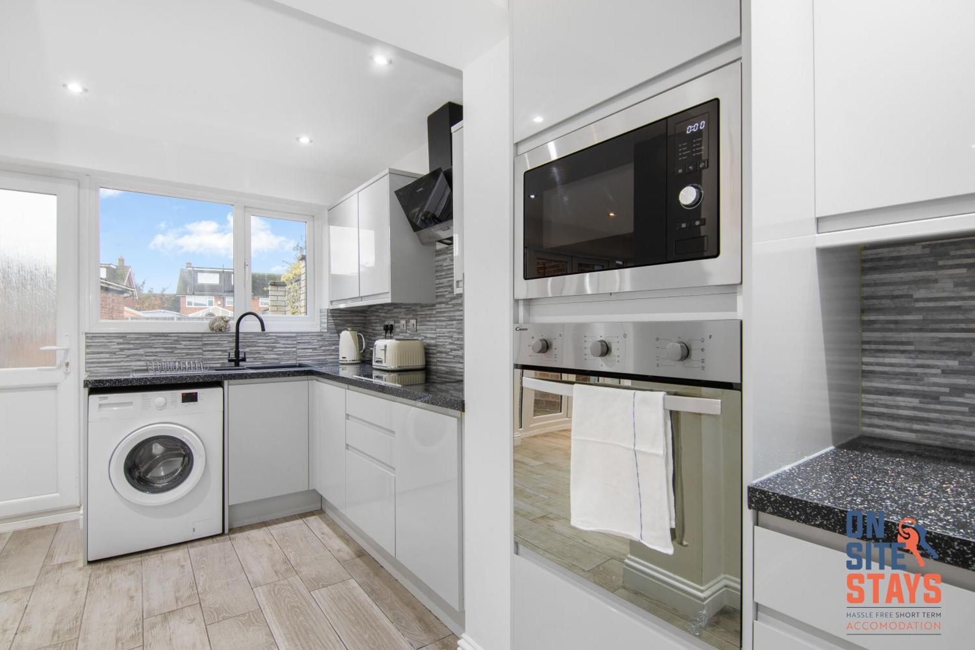 Onsitestays - Spacious 3 Bed House With Garden, Wifi & 4 Plus Parking Gravesend Exterior foto