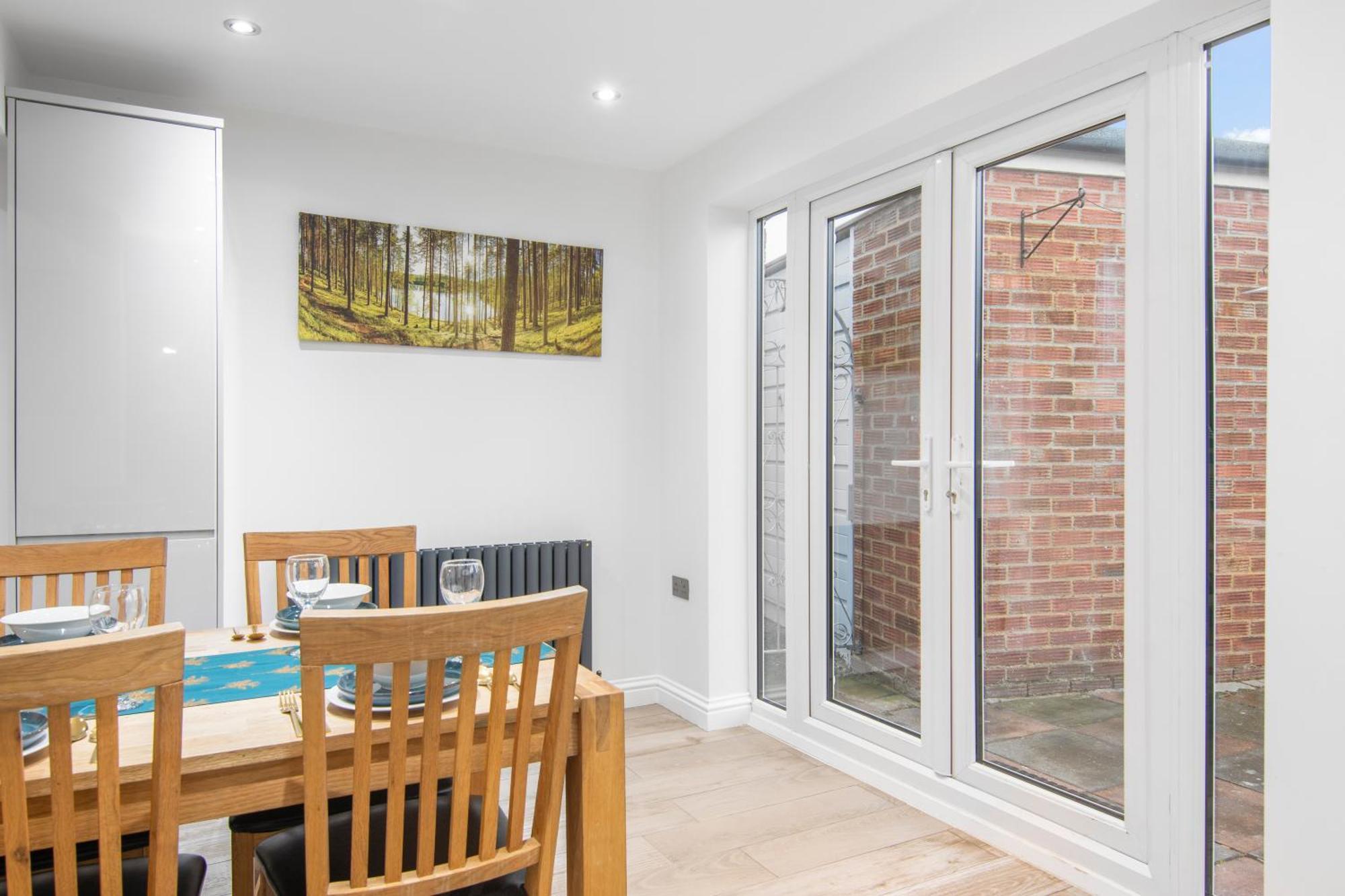 Onsitestays - Spacious 3 Bed House With Garden, Wifi & 4 Plus Parking Gravesend Exterior foto